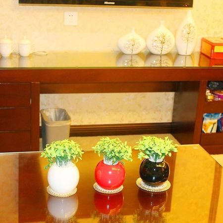 Chengdu Ronghome Hotel Extérieur photo