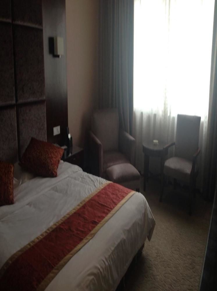 Chengdu Ronghome Hotel Extérieur photo